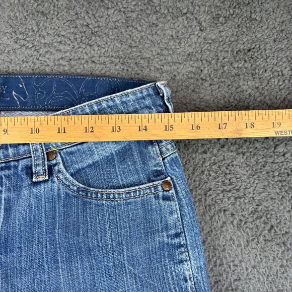 Wrangler Q Baby Womens Size 5 6 x 32 Bootcut Jeans Medium Wash Denim - Picture 3 of 8